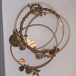 Alex & Anni Summer Edition from Bahamas Collection